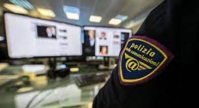 Genova, trovano online il veglione di Capodanno dei sogni e pagano in anticipo, coppia di fidanzati truffata