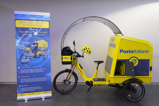 Poste Italiane sperimenta cargo e-bike elettriche a tre ruote completamente green per consegne urbane pi&ugrave; "sicure ed efficienti"