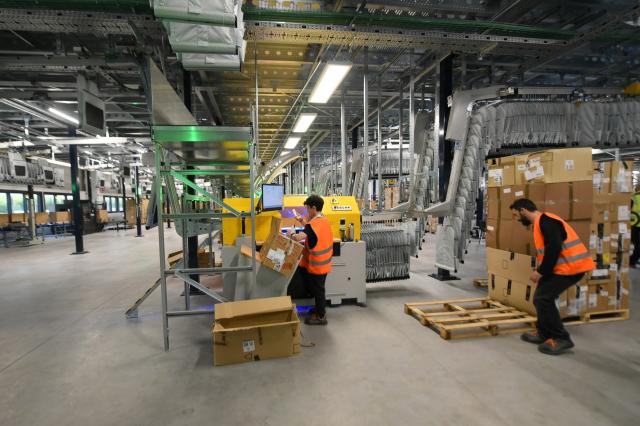 Le imprese puntano a 527mila assunzioni a gennaio, - 0,6% rispetto allo scorso anno, cresce domanda nel settore primario, +6,5%%