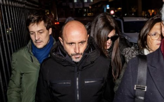 Crans-Montana, l&rsquo;ammissione di Jacques Moretti nei verbali dell&rsquo;interrogatorio: &ldquo;Si, la porta di sicurezza era chiusa a chiave&rdquo;