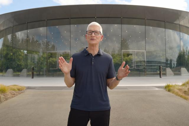 Apple, accordo con Google per usare l&rsquo;AI di Gemini in Siri, Musk furioso: "Cos&igrave; Alphabet ha troppo potere, hanno gi&agrave; Android e Chrome"