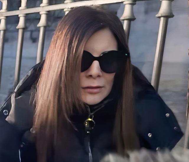 Crans-Montana, cameriera Louise Leguistin contro Jessica Moretti: &ldquo;Ci ha obbligati e travestirci, durante rogo filmava con cellulare&rdquo;