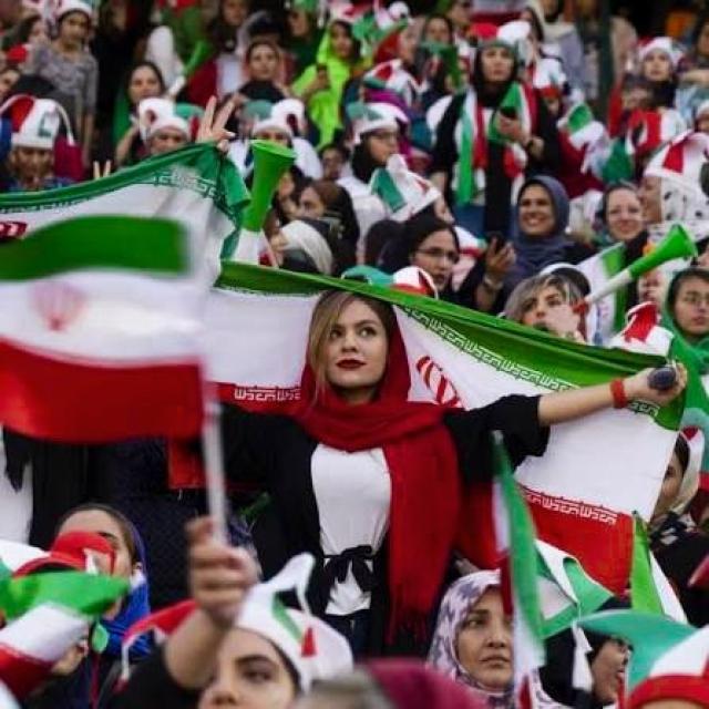 Iran, un popolo ospitale, colto e sofisticato sotto attacco dal regime israelo-americano, manifestanti armati accompagnati da CIA e Mossad