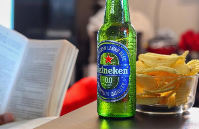 HEINEKEN Italia e AstraRicerche, birra 0.0 sempre pi&ugrave; scelta dai giovani, oltre 6,5 milioni di Millennials e Gen Z la considerano &ldquo;cool&rdquo;