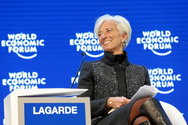 WEF Davos, Lagarde lancia l'anatema: "Serve revisione profonda nel nuovo ordine mondiale, con minacce di Trump dazi medi al 15% fra Usa e Ue"