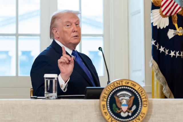 Usa, Trump apre a ipotesi ritiro ICE da Minneapolis, poi punta il dito contro i democratici: &ldquo;Questo caos &egrave; provocato da loro&rdquo;