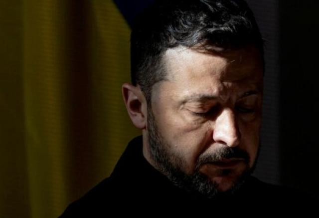 Ucraina, la resa mai arrivata di Zelensky e l'amicizia dell'Occidente con la Russia: le colpe della Nato e dei suoi inservienti politici