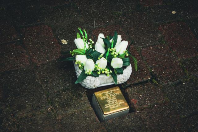 Il 28 gennaio a Sant&rsquo;Angelo Lodigiano posata la pietra d'inciampo per Enrico Paolini, finanziere che si &egrave;  opposto al regime nazi-fascista