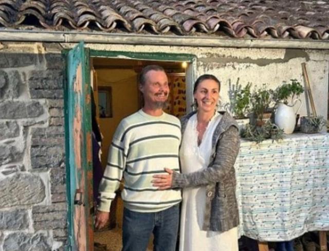 Famiglia nel bosco, la lettera di Catherine alle assistenti sociali: "Voi avete traumatizzato i miei figli e ora si fanno del male"