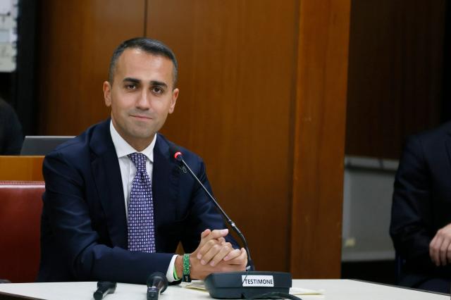 Luigi Di Maio professore onorario al King's College di Londra: la magnifica meritocrazia della societ&agrave; capitalistica 