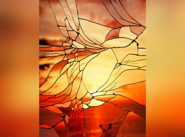 "Fuori dalla scena", breve testo teatrale: "Stiamo tutti perdendo qualcosa, stiamo tutti lasciando noi stessi indietro..."