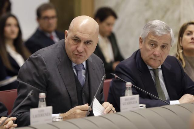 Iran, Crosetto e Tajani alle Camere si schierano con Usa e Israele come su Gaza: &ldquo;Raid per difesa da minaccia imminente e permanente&rdquo;