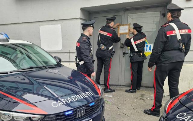 Genova, violazione delle norme antincendio e numero di clienti oltre la massima capienza consentita, sequestrata una discoteca