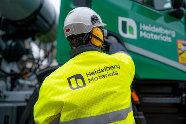  Istat, occupazione al 62,6% a gennaio, +70mila occupati in un anno (+0,3%), permanenti +71mila, autonomi +195mila, a termine -196mila