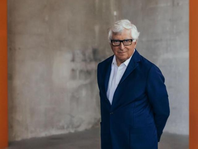 Prada chiude il 2025 con ricavi in crescita: +9,3%, supera i 5,2 miliardi di euro; quinto anno consecutivo di crescita