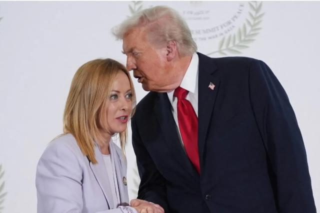 Meloni elogiata da Trump: quando l&rsquo;&ldquo;amicizia&rdquo; della Casa Bianca diventa il certificato pubblico della sudditanza italiana