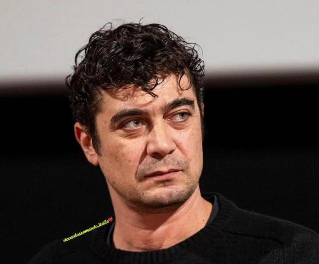 Riccardo Scamarcio ospite della serata finale del Festival di Monopoli