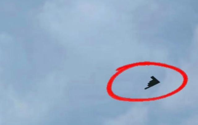 Bombardiere Usa Stealth B-2 a bassa quota avvistato a Cafasse (TO) vicino a Leonardo, Italmiradar: "Operazioni legate a conflitto Iran"