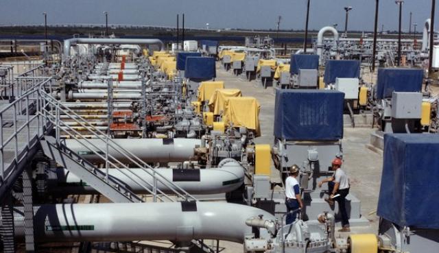Petrolio, Usa verso rilascio di 172mln di barili dalla Strategic Reserve per ridurre prezzi greggio per guerra in Medio Oriente