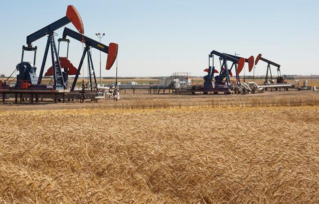 Petrolio a 109 dollari al barile (+5%) dopo l&rsquo;attacco israeliano al giacimento di South Pars in Iran; Borse europee in negativo