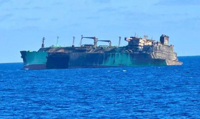 Metaniera russa Metagaz alla deriva, NOC e Eni predispongono traino verso porto libico:  "Mitigazione danno ambientale fattibile"