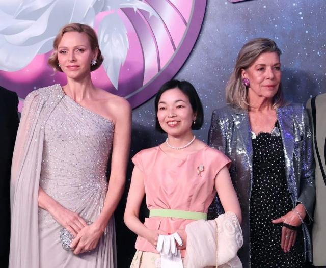 Ballo della Rosa di Montecarlo, tra Charlene e Carolina ormai il &ldquo;gelo&rdquo; &egrave; d&rsquo;obbligo