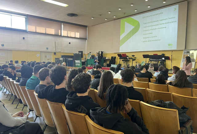 Scuola e formazione. Torna &ldquo;Safe Secure Sustainable&rdquo;: DEKRA rinnova l&rsquo;impegno per la sicurezza stradale tra i giovani 