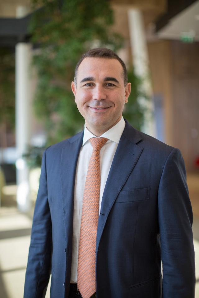 Nexi, Bernardo Mingrone &egrave; il nuovo CEO, cambio al vertice per rilanciare la paytech dopo il crollo del titolo in Borsa