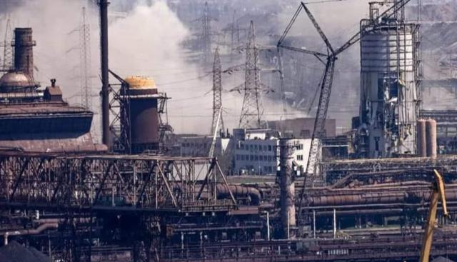 Mariupol, truppe russe a un passo da acciaieria Azovstal: presto scontro finale?