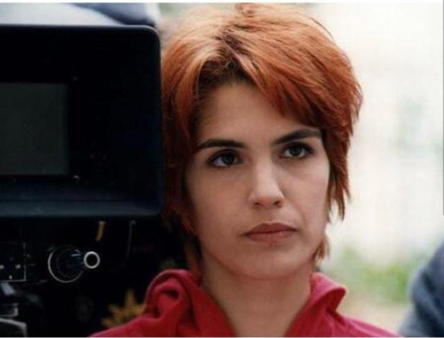 Monica Carmen Comegna morta dopo una febbre alta: l&rsquo;attrice aveva 43 anni