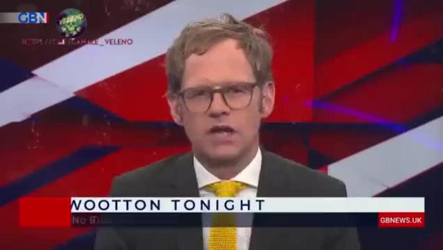 Vaccino Covid, il giornalista Mark Dolan su Gbnews: &ldquo;Chi ci ha costretto a inocularci ha le mani sporche di sangue&rdquo; - VIDEO