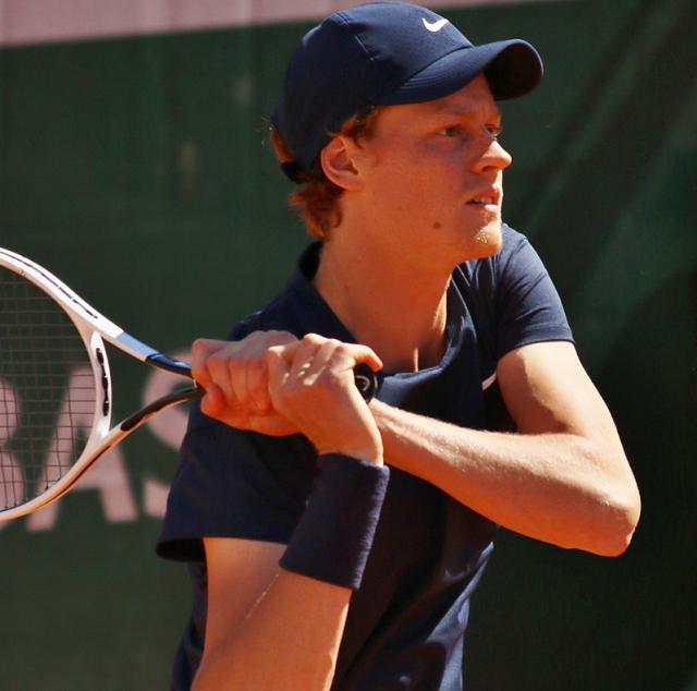 Chi &egrave; Jannik Sinner, sorpresa agli Australian open 2022: et&agrave;, altezza, Twitter e Instagram