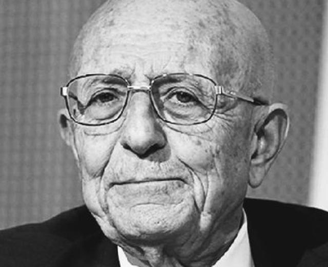 Referendum giustizia 2022, nel mondo (falso) di Sabino Cassese che invita a votare 5 volte s&igrave;