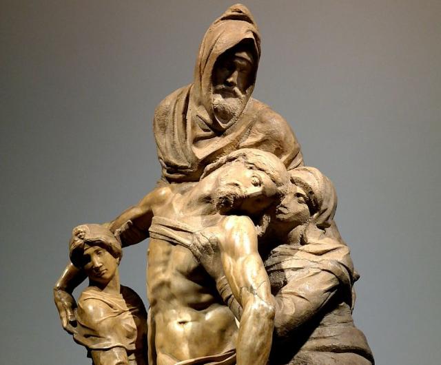 Palazzo Reale di Milano, Le Piet&agrave; di Michelangelo nella Sala delle Cariatidi