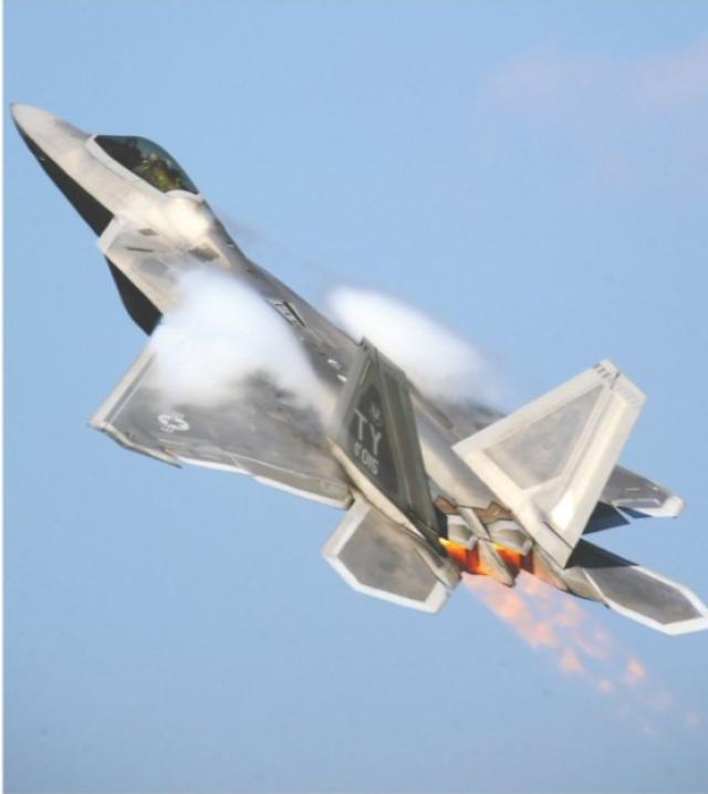 Usa, abbattuto oggetto non identificato sopra il lago Huron, al confine tra Stati Uniti e Canada