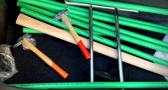 Roma-Feyenoord, tifosi giallorossi a caccia di olandesi: sequestrate mazze, bastone e martelli