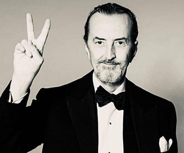 Giovanni Gastel morto: il fotografo 65enne era ricoverato alla Fiera di Milano