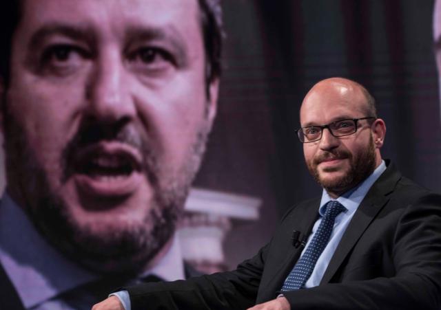 Governo, Fontana: "Stanco e insoddisfatto". Bomba della Lega fa tremare Draghi