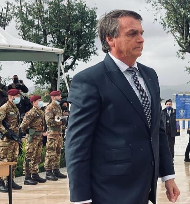 Brasile, Jair Bolsonaro ritorna a marzo dalla Florida: "Nessun golpe. Torno per guidare l'opposizione"