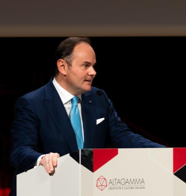 Osservatorio Altagamma: consumi mondiali del lusso in ripresa, recuperate met&agrave; delle perdite del 2020