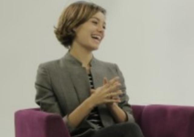 Sophie Charlotte, chi &egrave; l'attrice di Passaporto per la libert&agrave;: fidanzato, figli, carriera, film