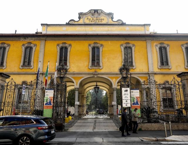 Trivulzio Milano, i parenti delle vittime: "Ci opporremo a richiesta archiviazione"