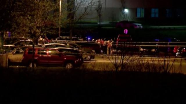 Indianapolis, sparatoria nella notte: almeno 8 morti e numerosi feriti