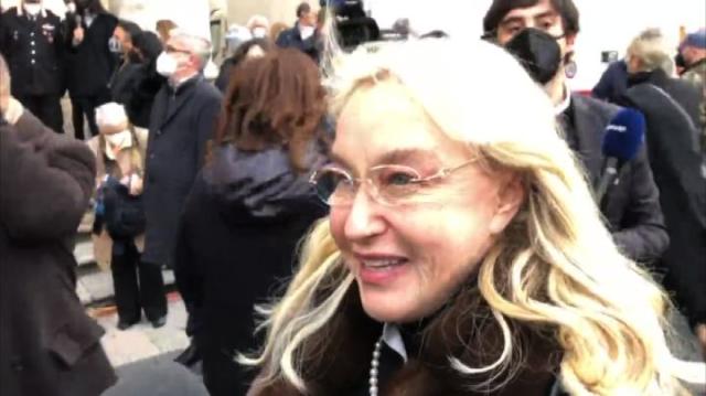 Eleonora Giorgi sulla malattia: "Due anni fa il primo sintomo, glicemia alta. Ora inizio la battaglia con la chemio, poi l'operazione"