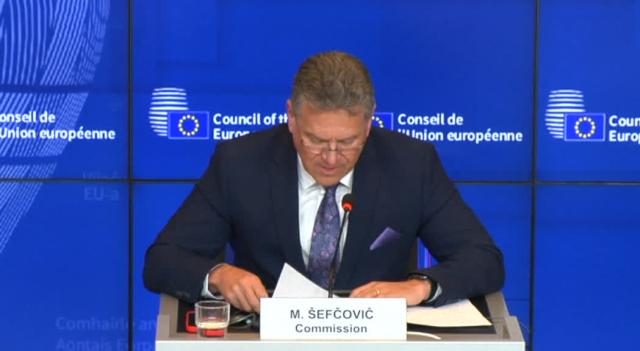 Dazi, commissario al commercio Ue Sefcovic: &ldquo;Pronta offerta da 50 mld a Trump per acquisto gnl e prodotti agricoli, ma tolga tariffe del 10%&rdquo;