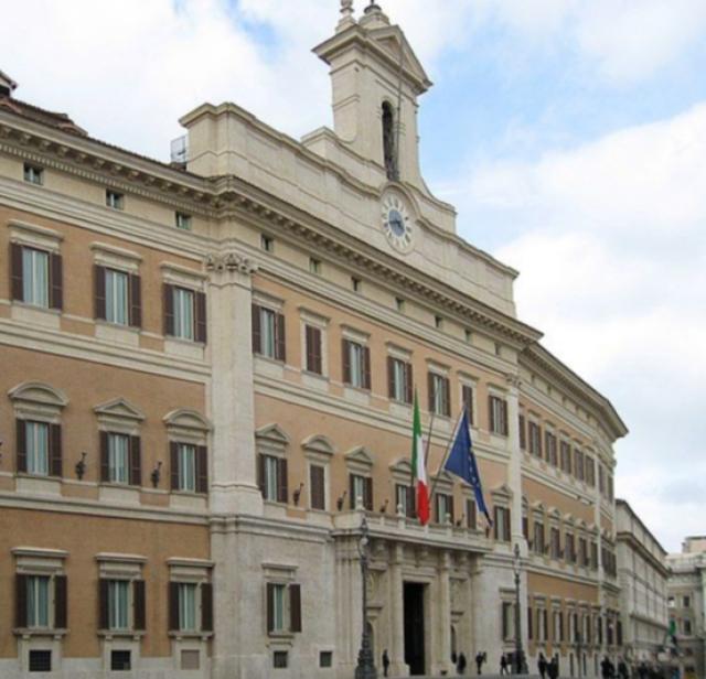 Dpcm gennaio e decreto: nuove misure e stato d'emergenza. Oggi Cdm