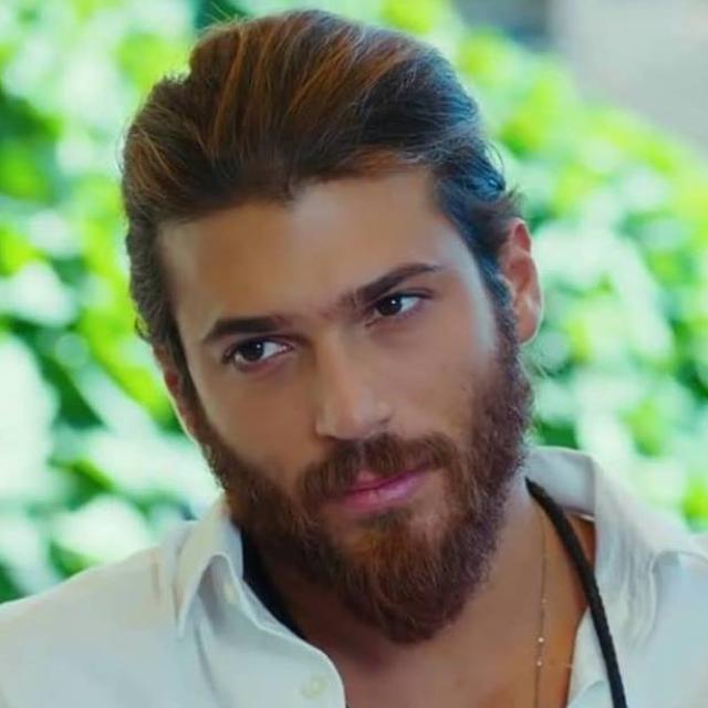 Can Yaman 