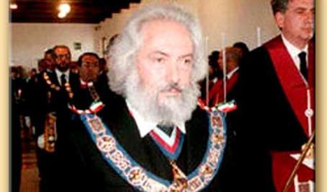 Giuliano Di Bernardo, gi&agrave; gran maestro del Grande oriente d'Italia