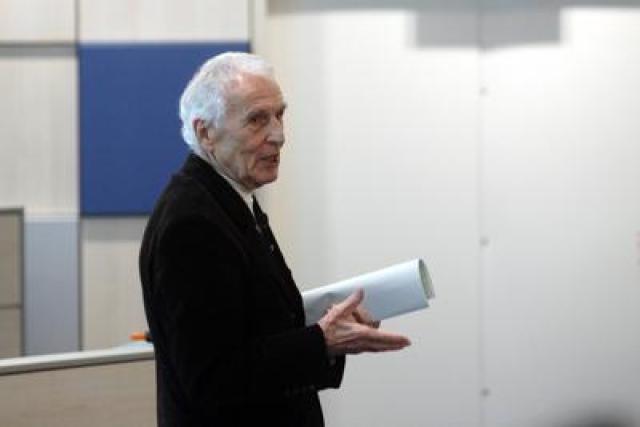 Coronavirus: Garattini, 'prepariamoci a vaccino ogni anno'