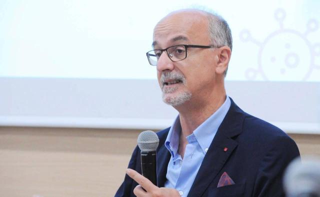 Ucraina, per Lopalco esiste correlazione tra no vax e pro Putin: "Da studiare"